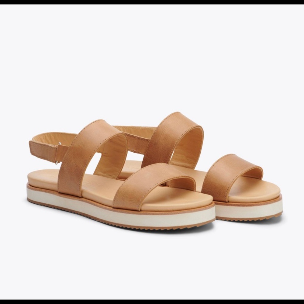 Nisolo Go-To Flat Form Sandals